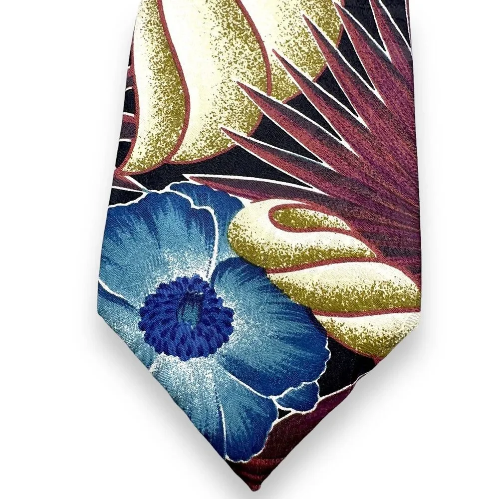 Je Suis Mens 100% Silk Dress Tie Made in USA Floral Seashell Print 56